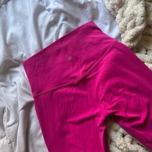 Lululemon women’s sonic pink 🎀💕💖 Align legging (double lined) size 6